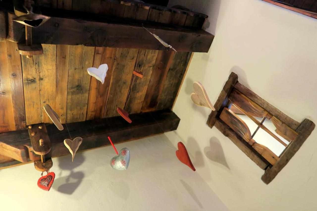 Romantica Suite Con Vasca Idromassaggio Aosta Exteriér fotografie